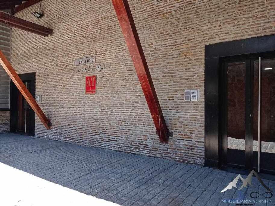 Apartamento En Ed Monte Oiz سْييرا نيفادا المظهر الخارجي الصورة
